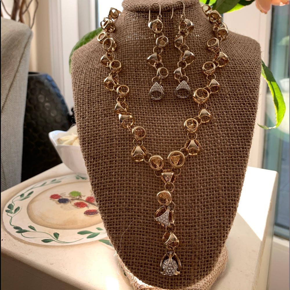 Necklace and matching earrings (pierced).